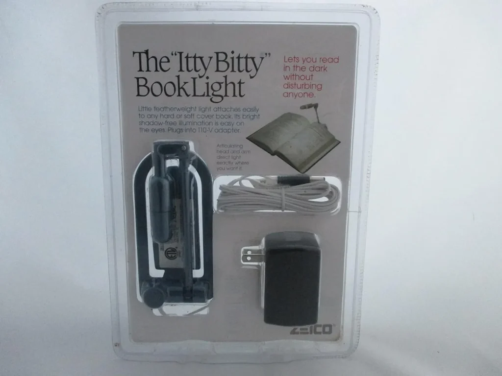 Zelco "itty Bitty" Original Book Light

